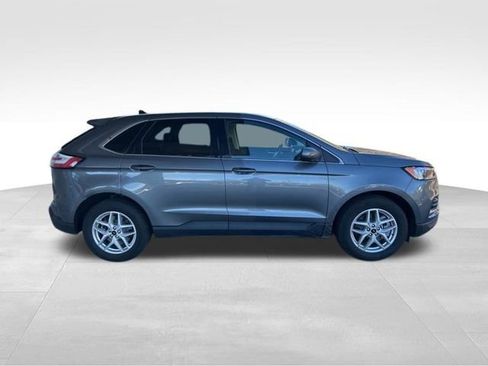 Used 2024 Ford Edge SEL image 10