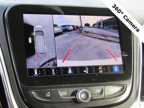 Used 2024 Chevrolet Equinox Premier image 18