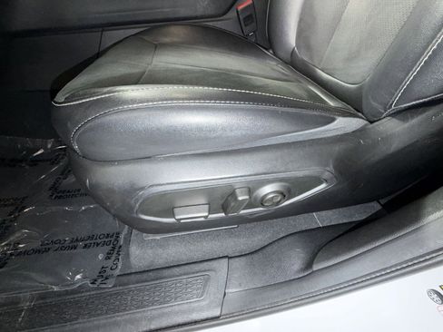 Used 2023 Jeep Grand Cherokee Altitude image 14