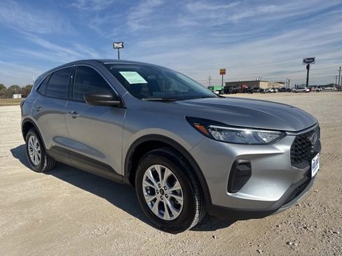 Used 2023 Ford Escape Active w/ Tech Pack #1 image 5