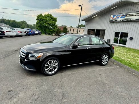 Used 2018 Mercedes-Benz C 300 4MATIC Sedan image 3