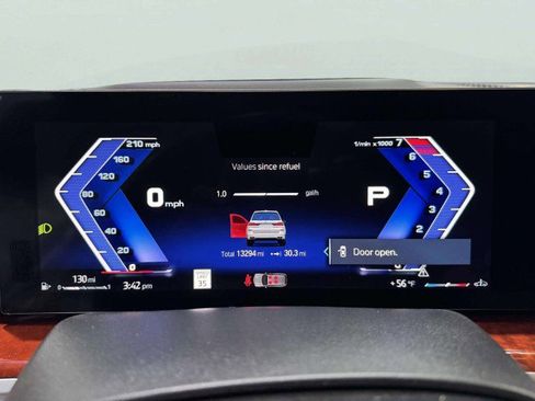 Used 2023 BMW ALPINA XB7 ALPINA XB7 image 25