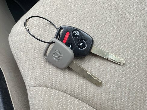 Used 2013 Honda Civic LX image 7