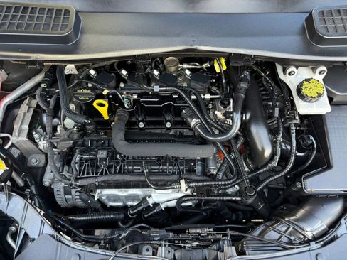 Used 2019 Ford Escape SEL AWD/4WD image 32