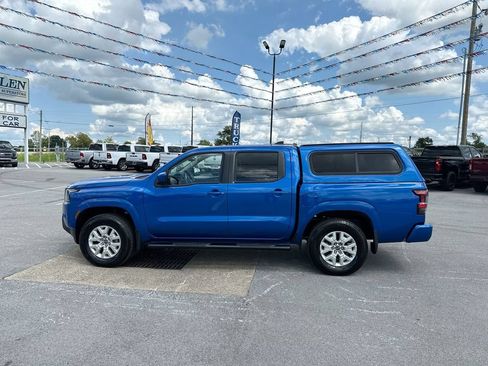 Used 2024 Nissan Frontier SV w/ SV Convenience Package AWD/4WD image 11