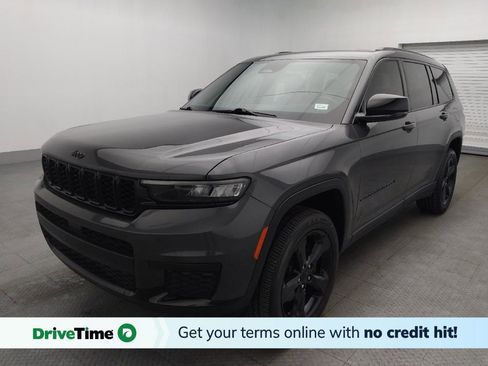 Used 2021 Jeep Grand Cherokee L Laredo image 1