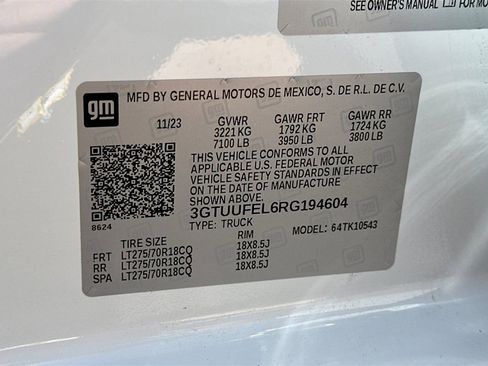 Used 2024 GMC Sierra 1500 AT4X image 29