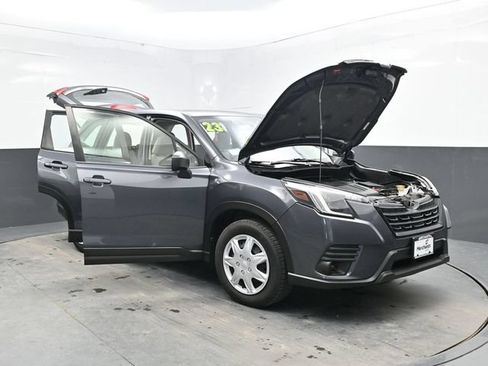 Used 2023 Subaru Forester AWD/4WD image 41