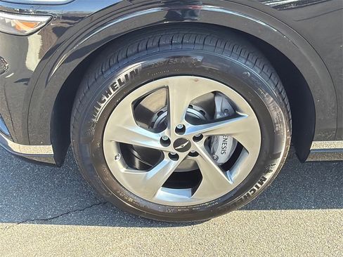 Used 2026 Genesis GV70 2.5T image 11