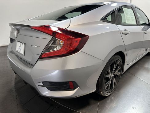 Used 2019 Honda Civic Sport image 14