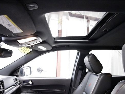 Used 2024 Dodge Durango GT image 39