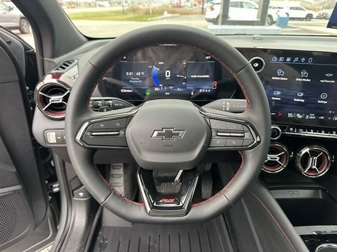 New 2026 Chevrolet Blazer EV RS image 19