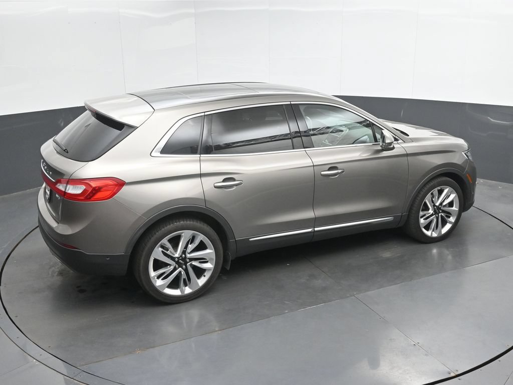 Used 2016 Lincoln MKX Reserve w/ Luxury Package AWD/4WD image 25
