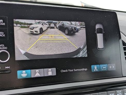 Certified 2025 Honda Odyssey Touring image 31