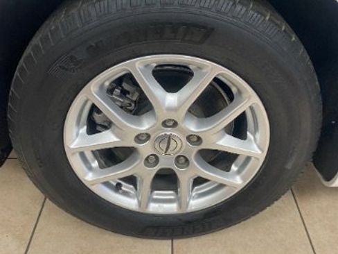 Used 2021 Chrysler Pacifica Touring-L FWD image 20