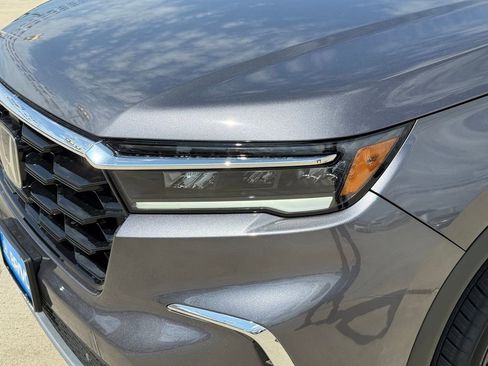 New 2025 Honda Pilot Touring image 12