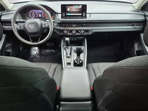 Used 2025 Honda Accord LX image 17