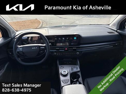 New 2026 Kia Sportage EX image 7