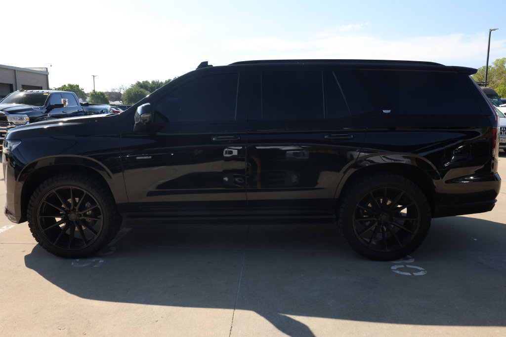 Used 2023 Cadillac Escalade Sport w/ LPO, ONYX Package AWD/4WD image 8
