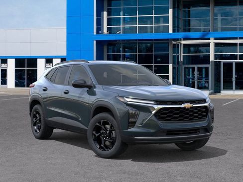 New 2026 Chevrolet Trax LT image 7