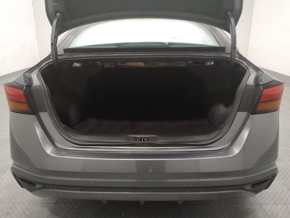 Used 2025 Nissan Altima 2.5 SV FWD image 29