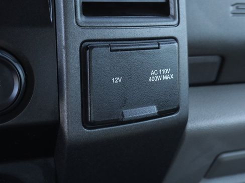 Used 2020 Ford F250 XL w/ Power Equipment Group image 43