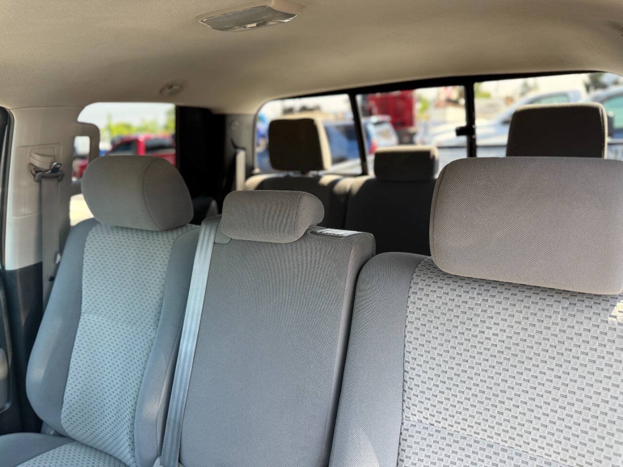 Used 2011 Toyota Tundra 4x4 Double Cab Long Bed w/ Cold Weather Pkg image 31