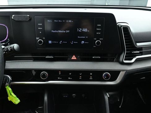 Used 2023 Kia Sportage LX AWD/4WD image 27