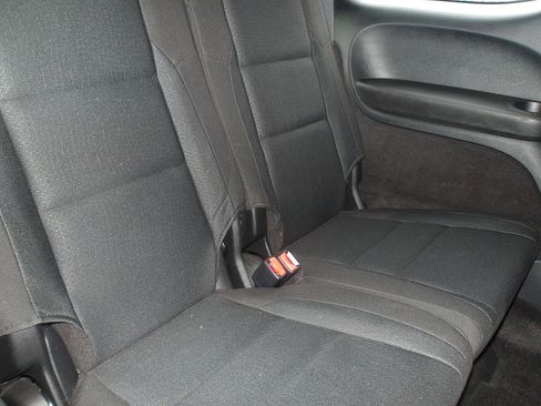 Used 2017 Dodge Durango SXT w/ 3rd Row Seating Group image 12