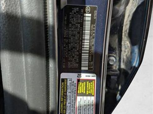 Used 2021 Toyota Camry SE image 19