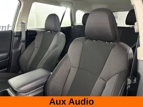 Used 2025 Subaru Outback Premium AWD/4WD image 15