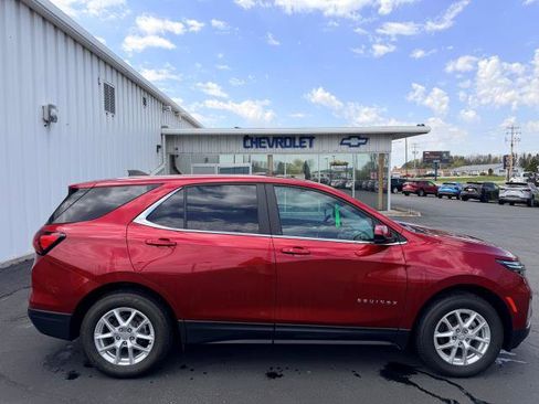 Used 2023 Chevrolet Equinox LT AWD/4WD image 6
