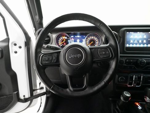 Used 2022 Jeep Wrangler Unlimited Sport image 4