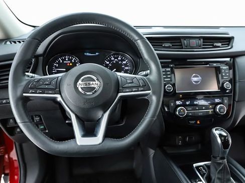 Used 2017 Nissan Rogue SL w/ SL Premium Package AWD/4WD image 23