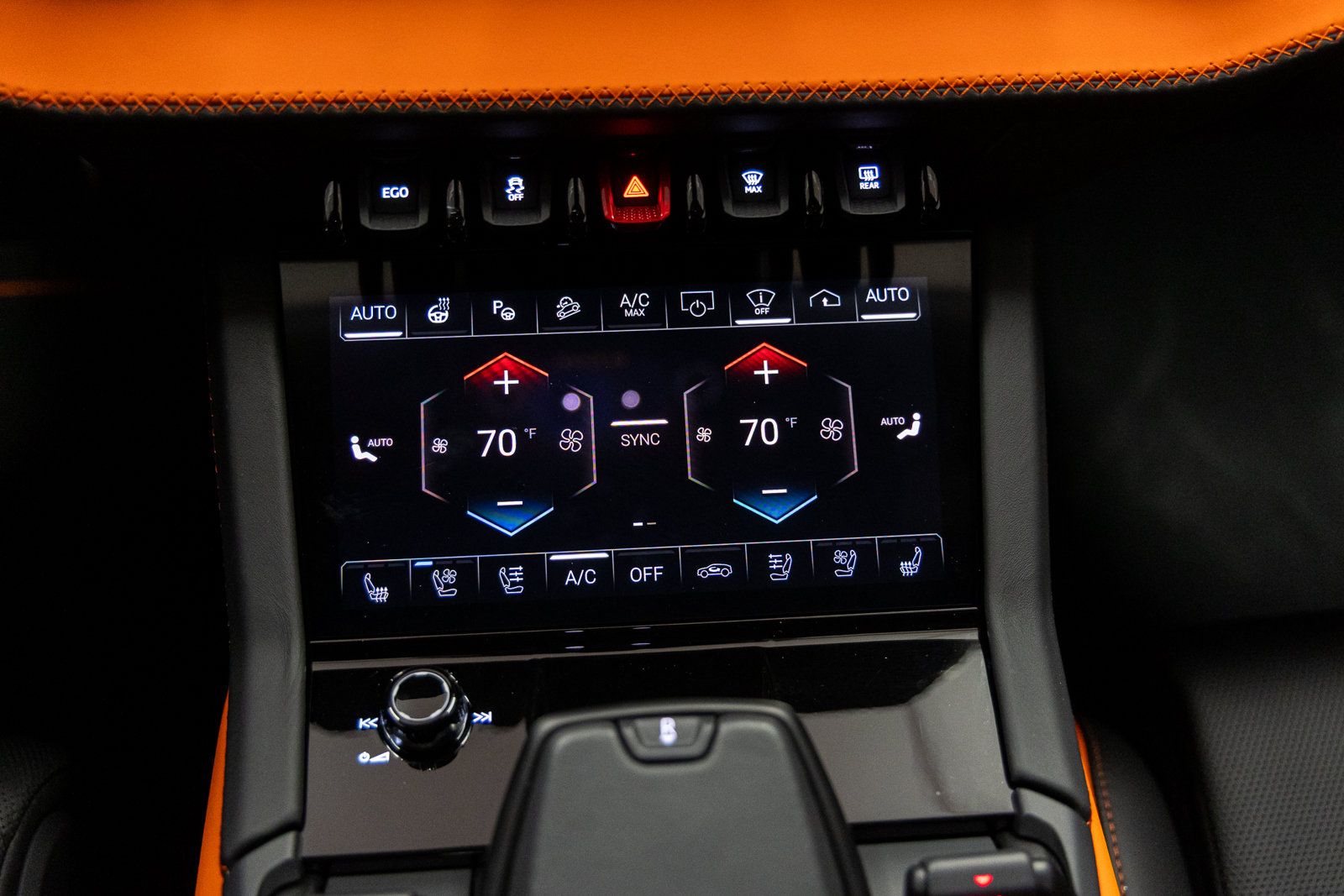 Used 2025 Lamborghini Urus S AWD/4WD image 36