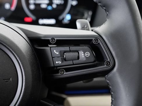 Certified 2025 Porsche Panamera 4 E-Hybrid AWD/4WD image 15