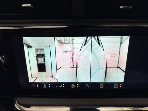 Used 2024 GMC Sierra 2500 AT4X image 38