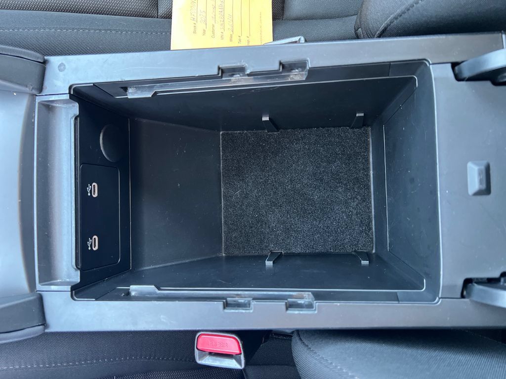 Used 2025 MAZDA MAZDA3 s FWD image 19