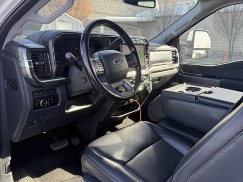 Used 2023 Ford F350 Lariat w/ Tow Technology Package image 10