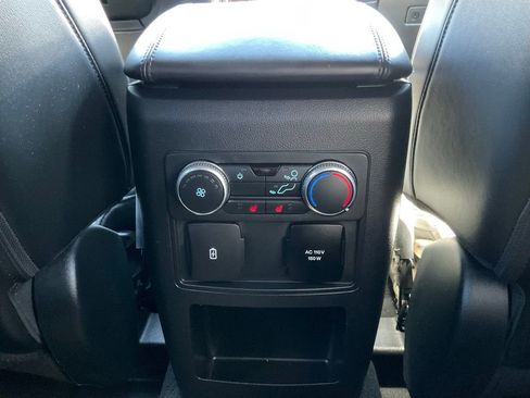 Used 2021 Ford Explorer Platinum w/ Equipment Group 601A AWD/4WD image 32
