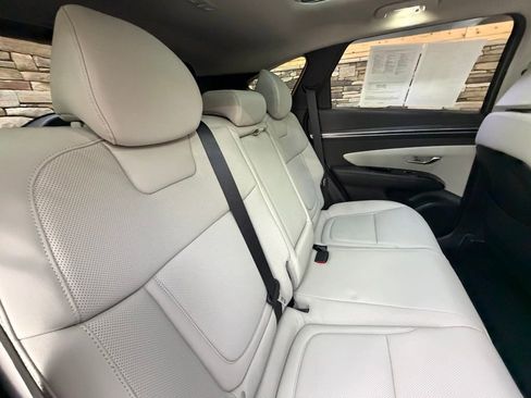 Used 2023 Hyundai Tucson Limited image 33