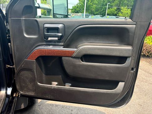 Used 2015 GMC Sierra 2500 SLE w/ SLE Preferred Package image 34