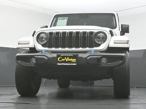 Used 2024 Jeep Wrangler Unlimited w/ Convenience Group AWD/4WD image 49