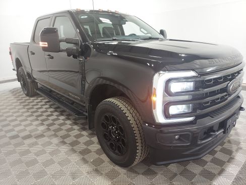 Used 2024 Ford F250 Lariat w/ Lariat Ultimate Package AWD/4WD image 4
