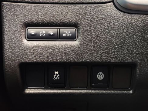 Used 2024 Nissan Murano SV FWD image 25