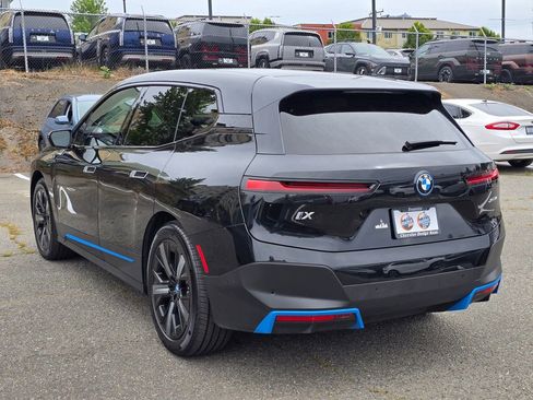 Used 2022 BMW iX xDrive50 w/ Convenience Package AWD/4WD image 6