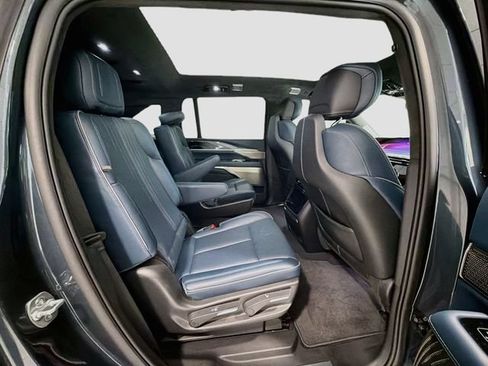 Certified 2025 Cadillac Escalade IQ Sport 2 w/ LPO, ONYX Package AWD/4WD image 26
