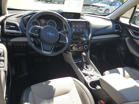 Used 2023 Subaru Forester Limited AWD/4WD image 10