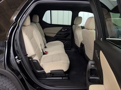 Used 2023 Chevrolet Traverse LS AWD/4WD image 19