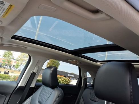 Used 2024 Ford Edge Titanium w/ Equipment Group 301A AWD/4WD image 12
